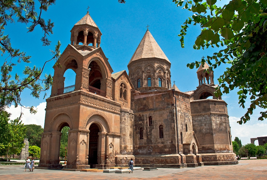 Святой Эчмиадзин Святой Эчмиадзин