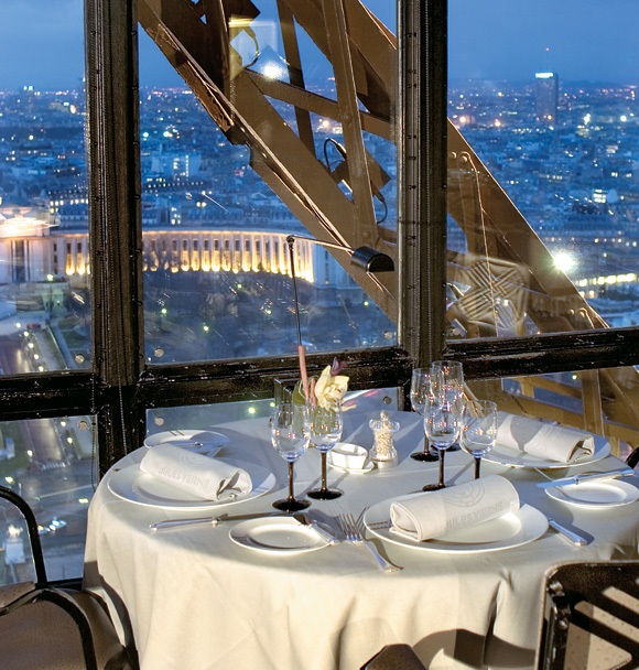 Ресторан Жюль Верн Ресторан Жюль Верн