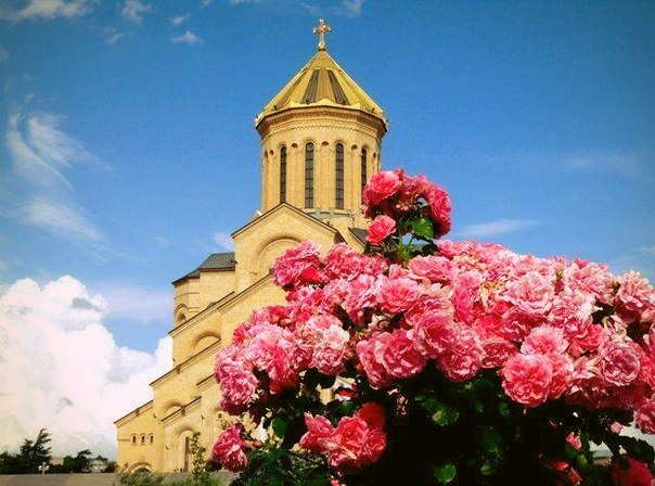 Женский день в Грузии Женский день в Грузии